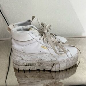 Women’s puma high top sneaker